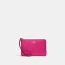 COACH CORNER ZIP WRISTLET