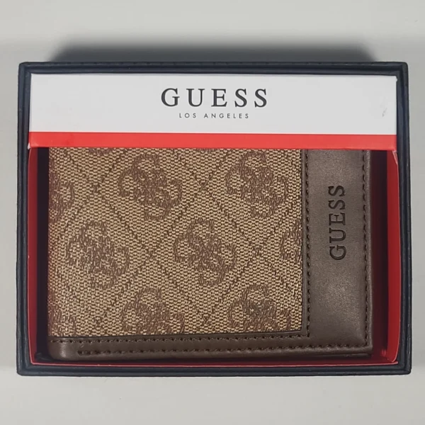 GUESS LOS ANGELES BIFOLD EBOSSED LEATHER WALLET - BROWN